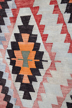 Lade das Bild in den Galerie-Viewer, Vintage Anatolian Kilim  184x345 cm .
