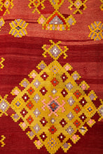 Lade das Bild in den Galerie-Viewer, Vintage Anatolian Kilim  174x266 cm .
