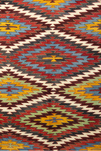 Lade das Bild in den Galerie-Viewer, Vintage Anatolian Kilim  161x300 cm .
