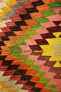 Vintage Anatolian Kilim  186x301 cm .