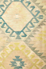 Lade das Bild in den Galerie-Viewer, Vintage Anatolian Kilim  165x303 cm .
