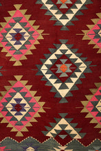 Load the image into the gallery viewer, Vintage Anatolian Karakecili Kilim 167x204 cm.
