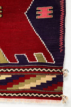 Lade das Bild in den Galerie-Viewer, Vintage Anatolian Dazkiri Kilim  74x120 cm .
