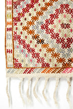 Lade das Bild in den Galerie-Viewer, Vintage Anatolian Cicim Kilim 63x106 cm .
