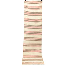 Lade das Bild in den Galerie-Viewer, Vintage Anatolian Runner Kilim  82x448 cm .
