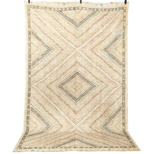Vintage Anatolian Cicim Kilim  204x326 cm .