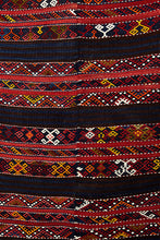 Lade das Bild in den Galerie-Viewer, Vintage Anatolian Kilim  169x239 cm .
