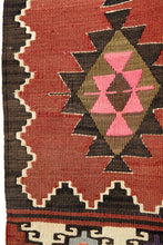 Lade das Bild in den Galerie-Viewer, Vintage Anatolian Karakecili Kilim  81x130 cm .
