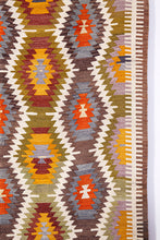 Lade das Bild in den Galerie-Viewer, Vintage Anatolian Barak Kilim  142x227 cm .
