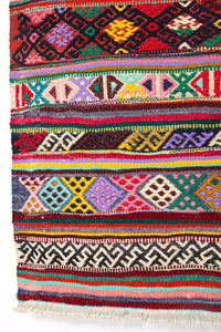 Vintage Anatolian Kilim  92x130 cm .