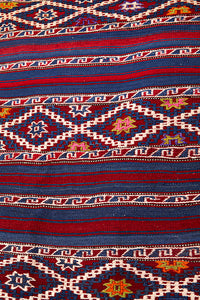 Vintage Anatolian Kilim  162x242 cm .