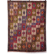 Lade das Bild in den Galerie-Viewer, Vintage Anatolian Cicim Kilim  174x228 cm .
