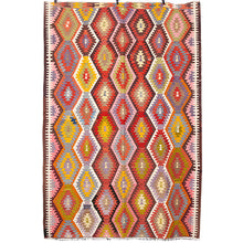 Lade das Bild in den Galerie-Viewer, Vintage Anatolian Kilim  174x250 cm .
