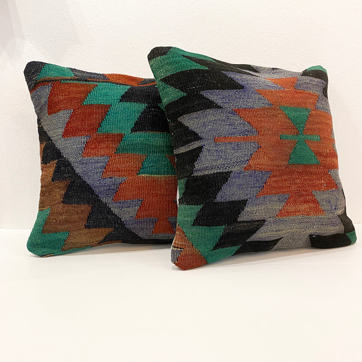 Set of 2 Vintage Kilim Cushions
