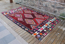Lade das Bild in den Galerie-Viewer, Vintage Anatolian Kilim   175x294 cm .
