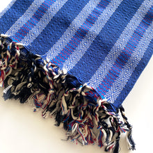 Charger l&#39;image dans la galerie, Peshtemal Navy Diamond Stripe
