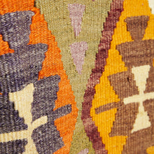 Lade das Bild in den Galerie-Viewer, Vintage Anatolian Kilim

