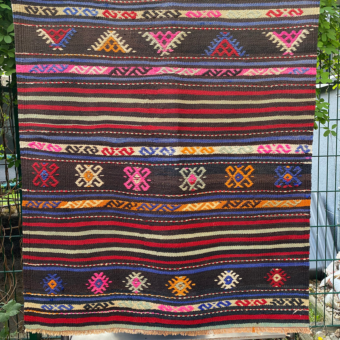 Vintage Anatolian Kilim  100x165 cm