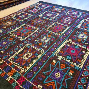 Vintage Anatolian Cicim Kilim   160x186 cm .