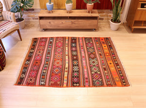 Vintage Anatolian Kilim   137x185 cm
