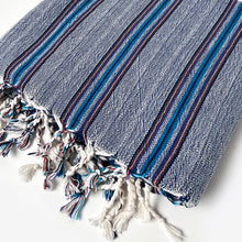 Lade das Bild in den Galerie-Viewer, Striped Blue Peshtemal
