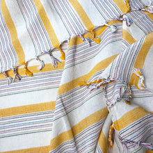 Lade das Bild in den Galerie-Viewer, Striped Sunshine Peshtemal
