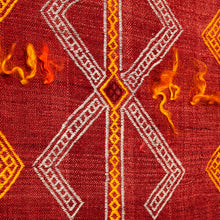Lade das Bild in den Galerie-Viewer, Vintage Anatolian Kilim   133x237 cm .
